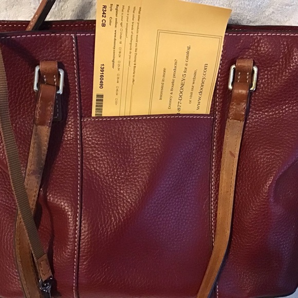 Dooney and Bourke Small Lexington Shopper EUC Beautiful Red - Picture 8 of 12